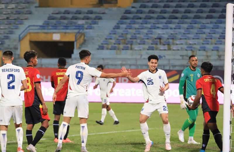 gianh-chien-thang-10-0-ngay-tran-ra-quan-aff-cup-thai-lan-gui-loi-canh-bao-danh-thep-toi-viet-nam